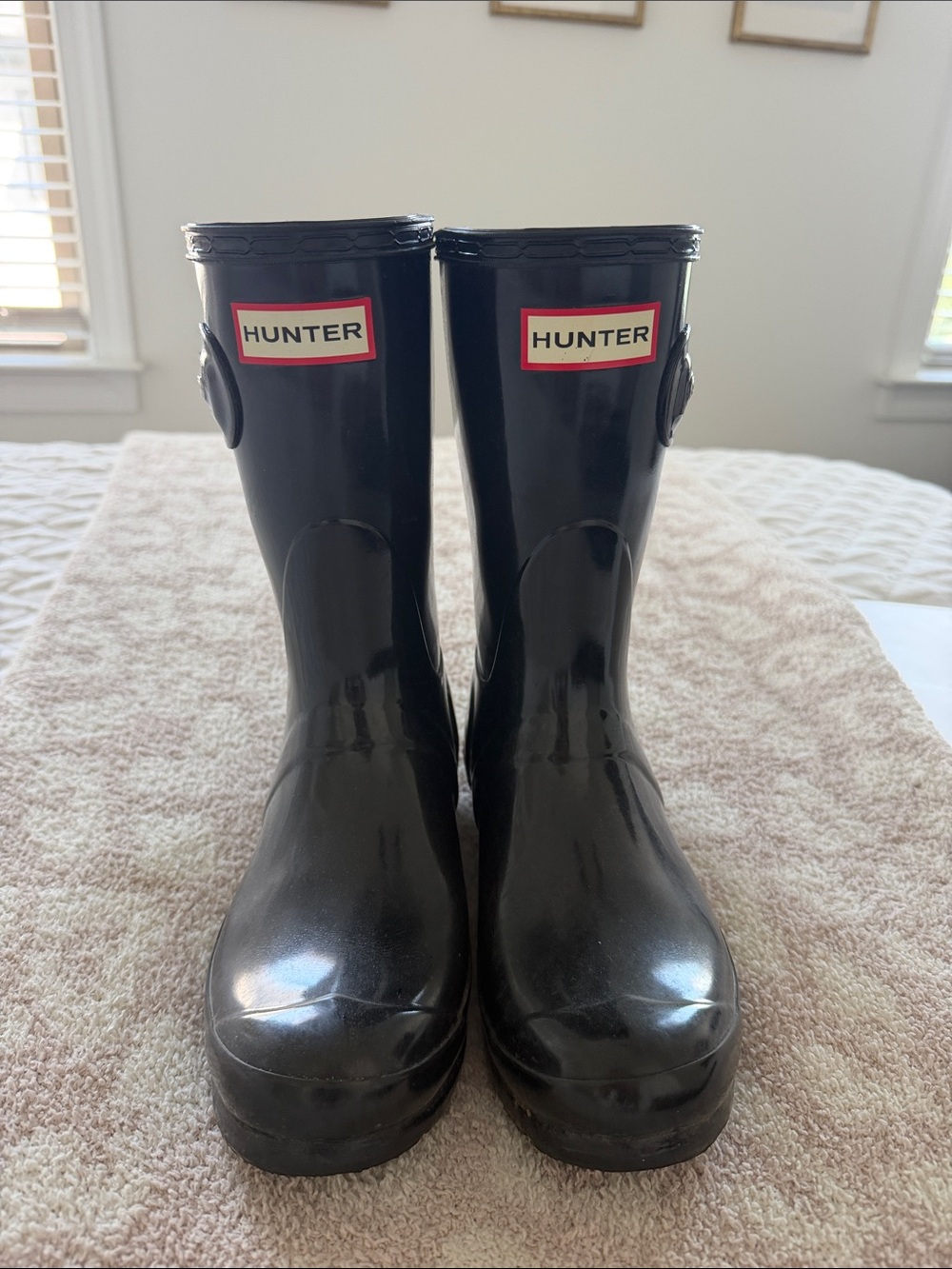 Hunter Women's Gloss Black short Rain Boots with Logo